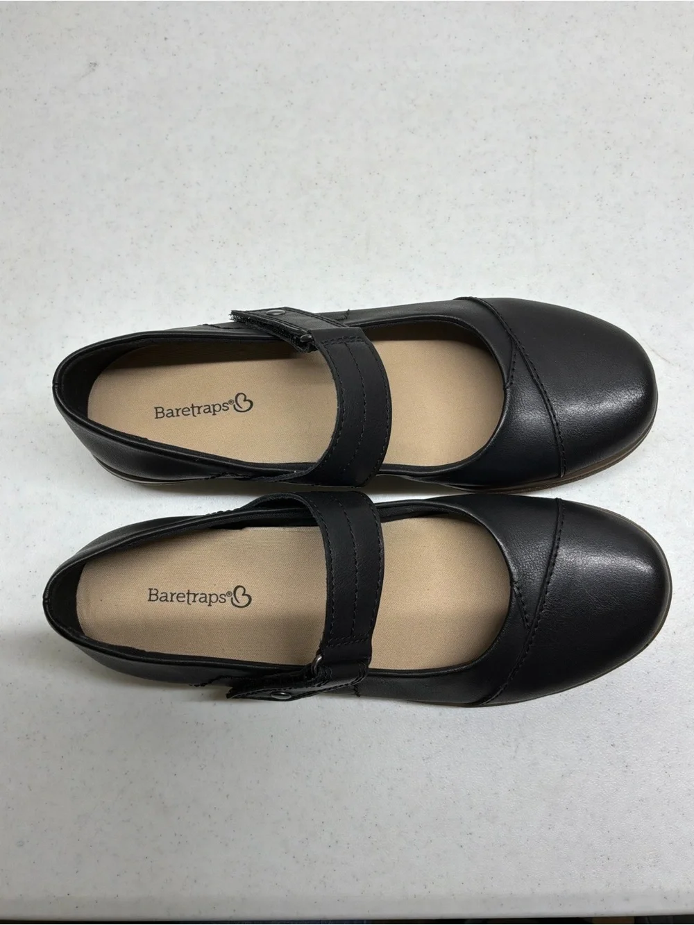 Baretraps Black Mary Jane Comfort Flats Size 6M NWOT